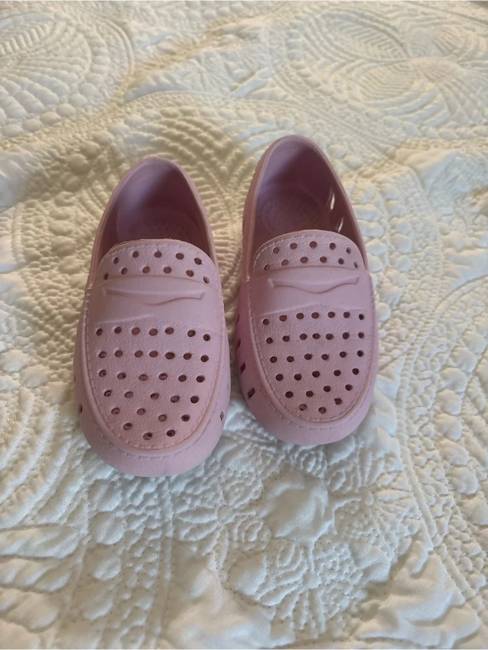 Floafers‎ Toddler Size 7 Pink Perforated Slip On Penny Loafers Lightweight Water